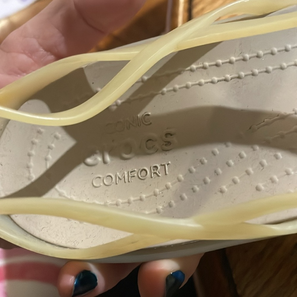 Crocs - Picture 2 of 5